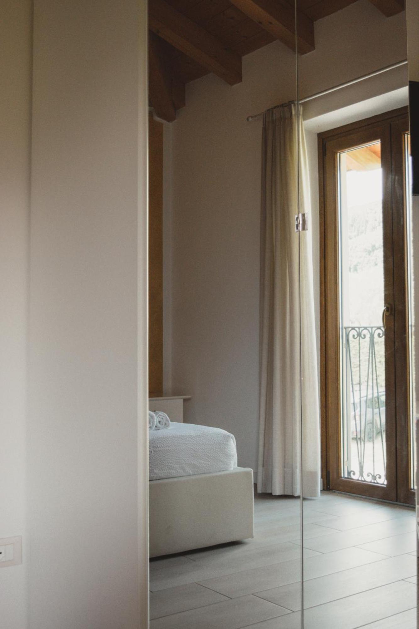 Bed and Breakfast Rama Relais Caprino Veronese Esterno foto